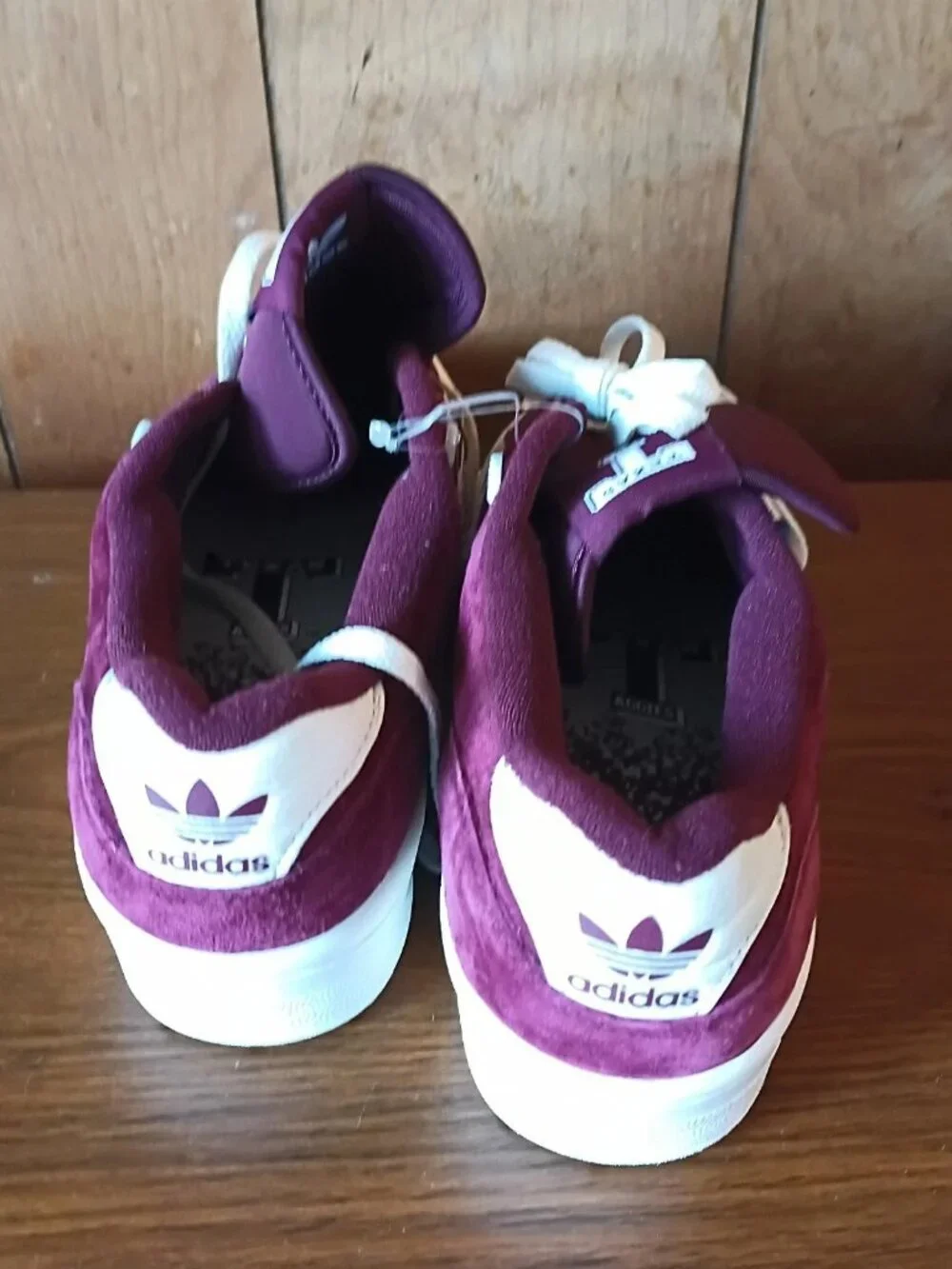 Adidas Texas A&M Aggies Rivalry Low Sneakers Men's 9.5 Maroon White NWT